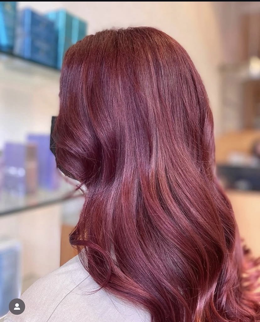 Burgundy colour by Marion
